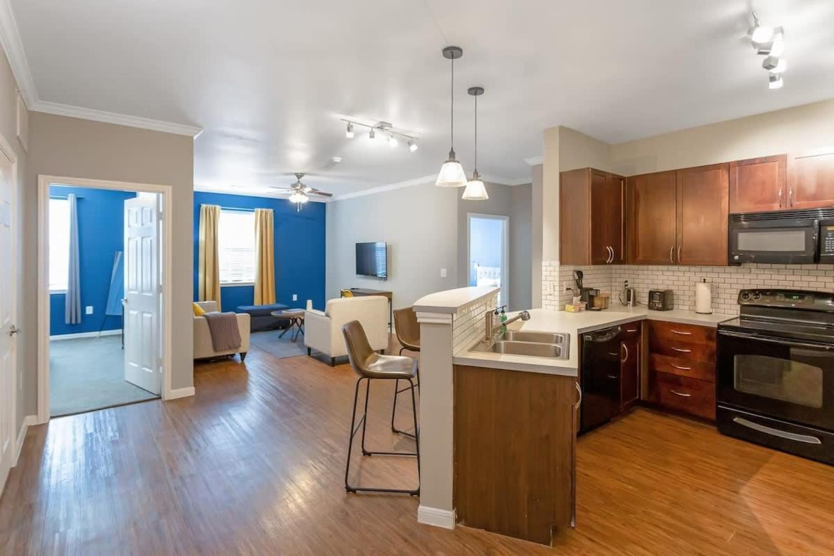 Trendy Place To Stay In Downtown Next To Convention Center 댈러스 외부 사진